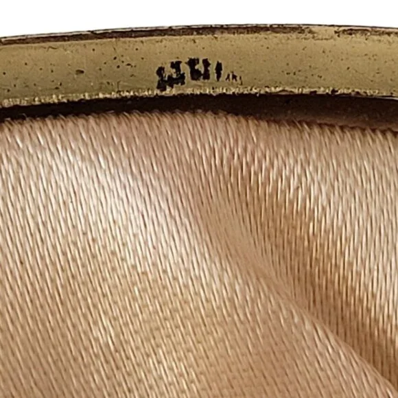 Vintage Black Kiss Lock Clasp Purse Hand Embroidered Rose Vines and Flowers - Picture 9 of 10